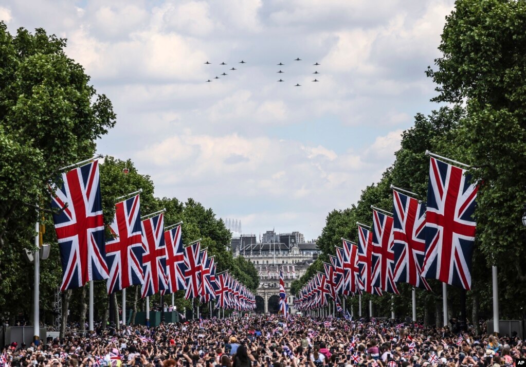 The Mall - Platinum Jubilee June 2022